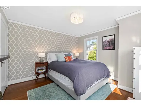 3611 Ne Peerless Place Portland OR 97232