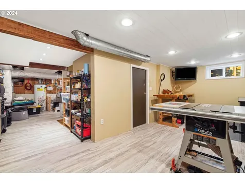 3611 Ne Peerless Place Portland OR 97232
