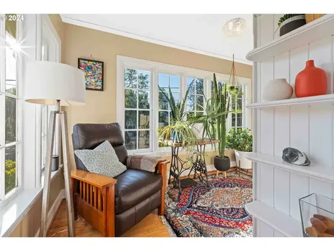 3611 Ne Peerless Place Portland OR 97232