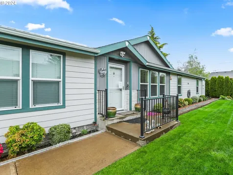 703 Saint James Place Molalla OR 97038