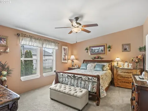 703 Saint James Place Molalla OR 97038