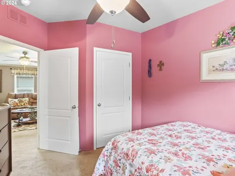 703 Saint James Place Molalla OR 97038