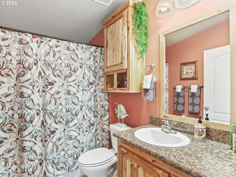 703 Saint James Place Molalla OR 97038