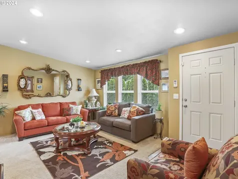 703 Saint James Place Molalla OR 97038