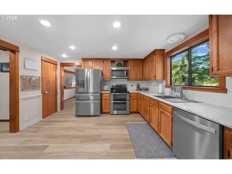 76570 Blue Mountain School Road Cottage Grove OR 97424