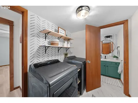 76570 Blue Mountain School Road Cottage Grove OR 97424