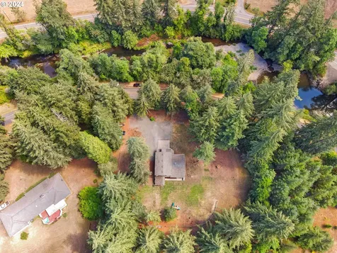 76570 Blue Mountain School Road Cottage Grove OR 97424
