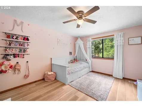 76570 Blue Mountain School Road Cottage Grove OR 97424