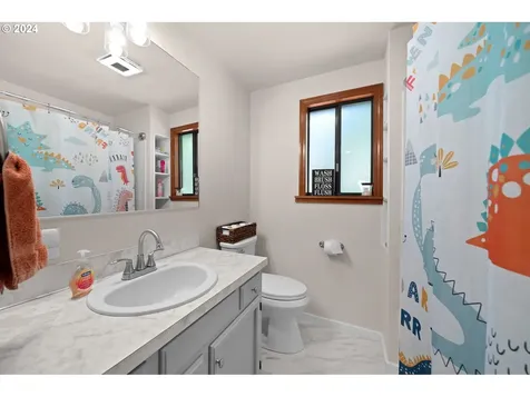 76570 Blue Mountain School Road Cottage Grove OR 97424