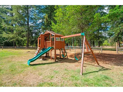 76570 Blue Mountain School Road Cottage Grove OR 97424