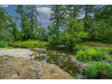 76570 Blue Mountain School Road Cottage Grove OR 97424