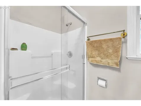 2911 Se 282nd Court Camas WA 98607