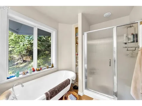 2911 Se 282nd Court Camas WA 98607