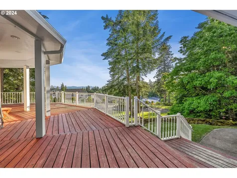 2911 Se 282nd Court Camas WA 98607