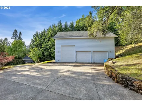 2911 Se 282nd Court Camas WA 98607