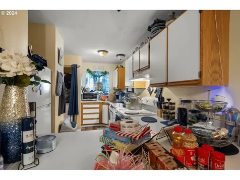 3534 NE 102nd Avenue Portland OR 97220