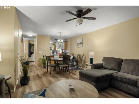 3534 NE 102nd Avenue Portland OR 97220