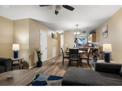 3534 NE 102nd Avenue Portland OR 97220