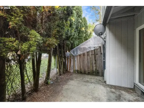 3534 NE 102nd Avenue Portland OR 97220