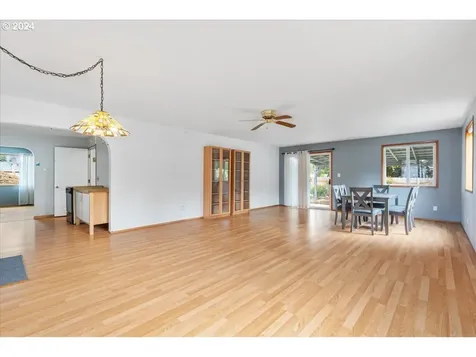 9917 NE 60th Street Vancouver WA 98662