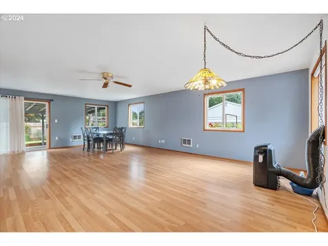 9917 NE 60th Street Vancouver WA 98662