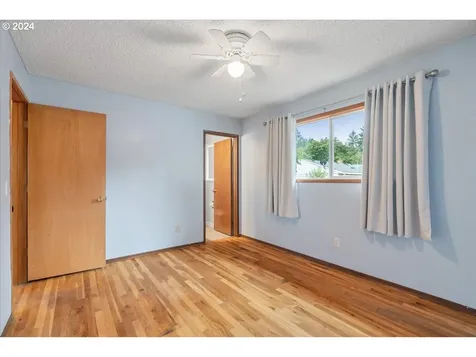 9917 NE 60th Street Vancouver WA 98662