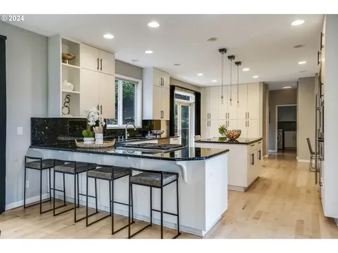 3416 Cherokee Drive S Salem OR 97302