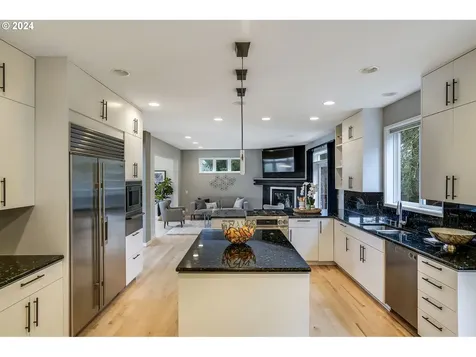 3416 Cherokee Drive S Salem OR 97302