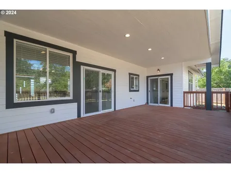 3831 Souza Street Eugene OR 97402