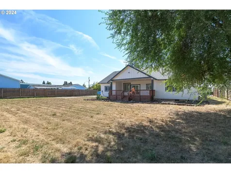 3831 Souza Street Eugene OR 97402