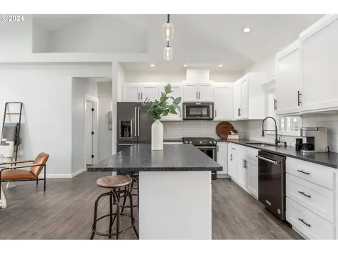 3831 Souza Street Eugene OR 97402