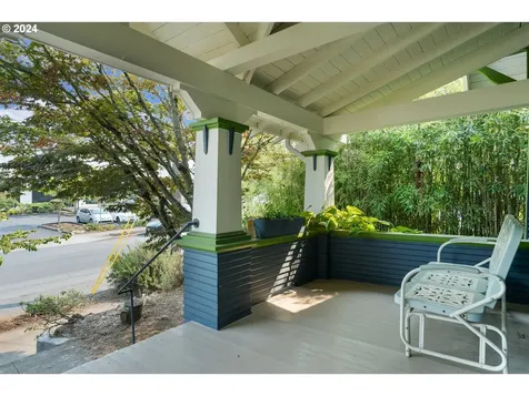4933 NE Garfield Avenue Portland OR 97211