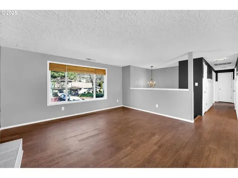 2208 SE 134th Avenue Vancouver WA 98683