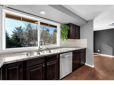2208 SE 134th Avenue Vancouver WA 98683