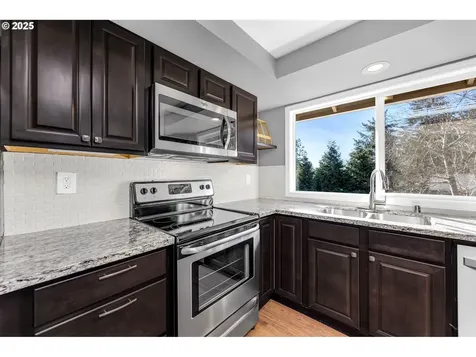 2208 SE 134th Avenue Vancouver WA 98683