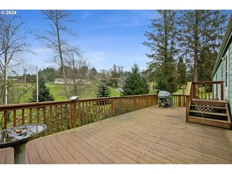 985 Hollyridge Drive Tillamook OR 97141