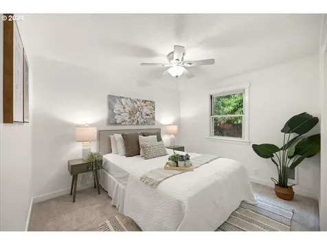 18605 Ne Everett Court Portland OR 97230