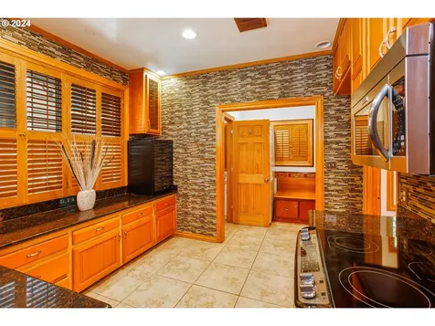 3950 NE Garfield Avenue Portland OR 97212
