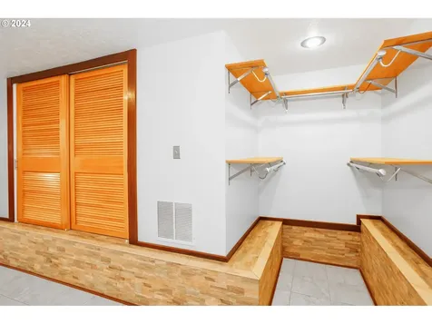 3950 NE Garfield Avenue Portland OR 97212