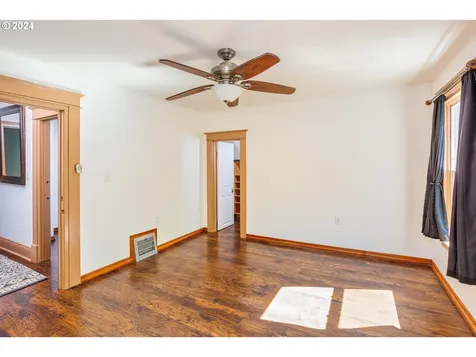 3950 NE Garfield Avenue Portland OR 97212