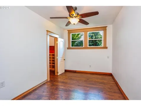 3950 NE Garfield Avenue Portland OR 97212