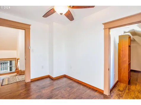 3950 NE Garfield Avenue Portland OR 97212