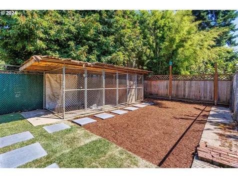 3950 NE Garfield Avenue Portland OR 97212