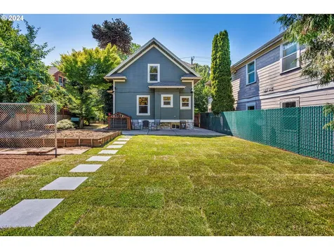 3950 NE Garfield Avenue Portland OR 97212