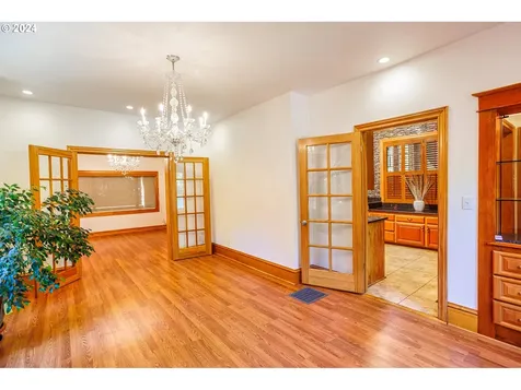 3950 NE Garfield Avenue Portland OR 97212