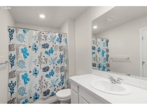 11757 NE 28th Street Vancouver WA 98684