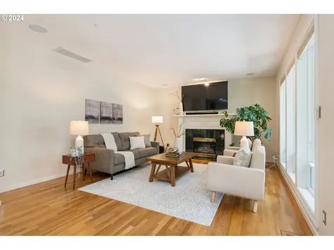 3146 Nw Spencer Street Portland OR 97229