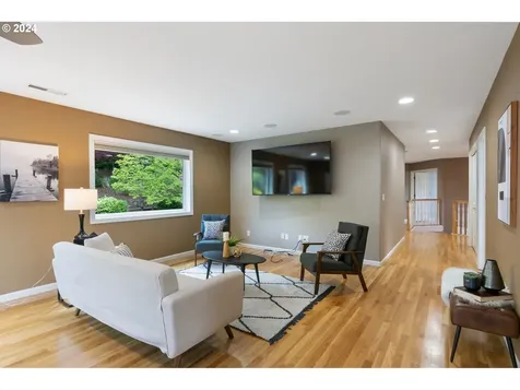 3146 Nw Spencer Street Portland OR 97229