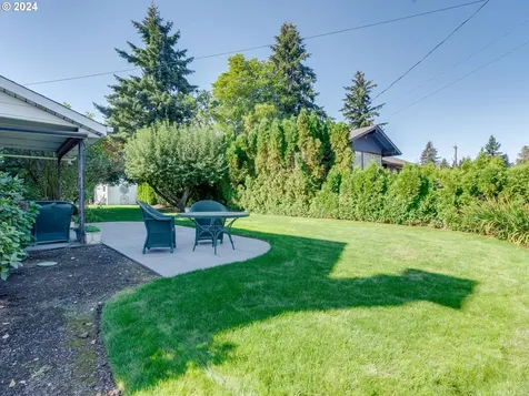 7706 SE Maple Avenue Vancouver WA 98664