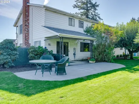 7706 SE Maple Avenue Vancouver WA 98664